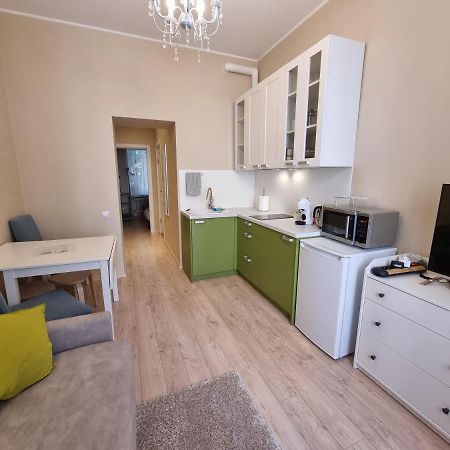 Cosy One Seperate Bedroom Apartment In City Center, Perfect For Family Trip. Riga Extérieur photo